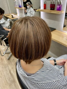 ノアル(NOAHL) G 白髪ぼかし/ナチュラルハイライト