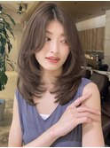 セミロング30代40代ストレートレイヤー前髪なし前髪あり【山岡】