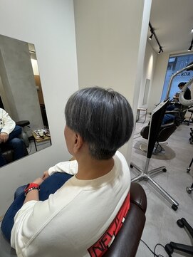 ハチマルハチ ナル 登戸店(808 nalu) シルバーカラー