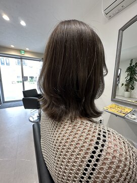 ガーベラ(gerbera) レイヤーボブ×スモーキーベージュ♪