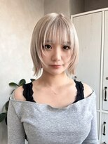 イルウィ(irwi) 【miku/トレンド】ハッシュボブ/ホワイティーベージュ/門前仲町