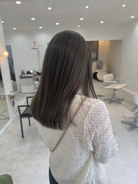 ニュイアン(nuian) olive beige