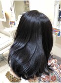 水分たっぷり艶々ミディアムへア