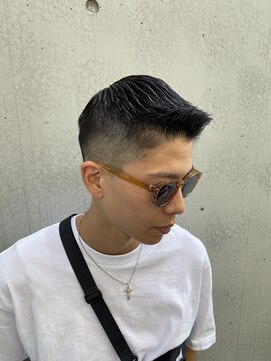 タケシズバーバー(BARBER) フェザーアップフェード