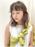 くせ毛風前髪パーマ　インナーカラー　ピンクパープル