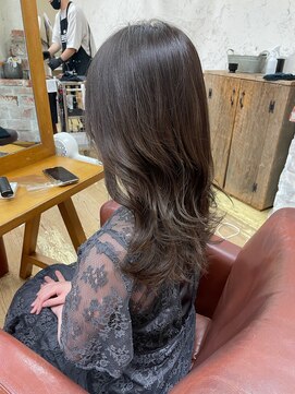 リリース(release) 透明感たっぷりナチュラルグレージュ