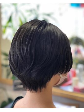 ボンビィヴァン(bon-vivant) 大分/府内町:グラデ＋質感パーマ