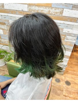 ハウオリ ヘアーワークス(Hauoli hair works) 外はねレイヤーボブ×グラデーション裾カラー