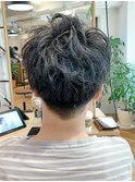 アッシュブラック/刈り上げセンターパート[銀座/東銀座/日比谷]