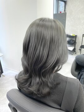 アルドーレ(Ardore) ブリーチなしでも！暗髪にグレージュの透明感を☆【小山田 繭】