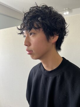 アバディブロス(Abadi Bros) 遊び感たっぷりスパイラルパーマ