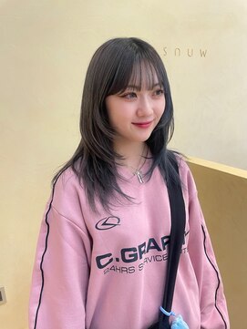 スニュウ(snuw) 【snuw mina】レイヤーカット/顔まわりレイヤー/透明感カラー/