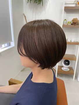 バトー バイ トリコ 船橋北口店(BATEAU by tricot) 丸みショート