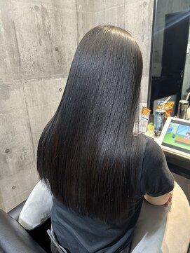 ピリオド 赤坂(Period.) ロングヘアーブラックカラー縮毛矯正上級髪質改善 赤坂見附