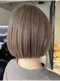 調布白髪ぼかしレイヤーボブベージュアッシュグレージュカラー