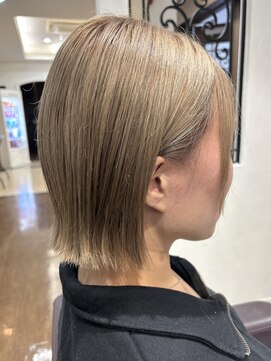 切りっぱなしボブ