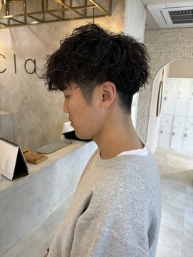 クレールバイケンジ(Claire by KENJE) ツーブロ/スパイキーショート／フェード／ピンパーマ