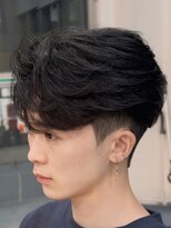 バース 河原町店(BIRTH)&nbsp;韓国へアカルマパーマワックスなしセンターパート黒髪ウルフ