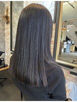 アンレーブ ヘア メイク&nbsp;前髪ストレート×艶髪ナチュラルロング/秋カラー