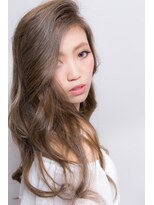 ヴィトゥレイ(Betray)&nbsp;Betray　ヌーディーベージュ