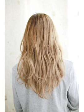 シュシュット(chouchoute) 美髪黒髪着物イルミナカラーヘルシーレイヤーデジタルパーマ/037