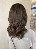 ハイライトベージュ