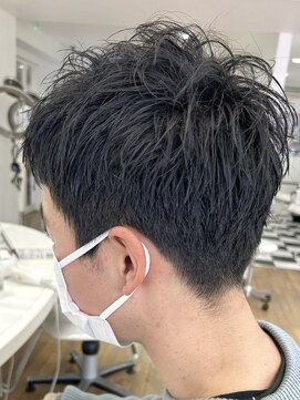 ヘッズ 本八幡店(HEADS) MEN'S HAIR センターパート ツイストスパイラル コンマヘア