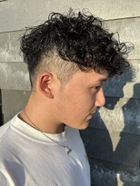 ヒュイル バイ ニアウ(Hwyl by Niau)&nbsp;メンズマッシュパーマ波巻パーマプードルパーマニュアンスパーマ