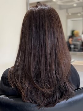 ヨロ 小岩(YOLO) ミルクティーグレージュハイライトケアブリーチレイヤーカット