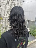 レイヤーパーマカジュアルロングカーリーパーマ×黒髪暗髪