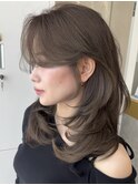 韓国ヘアミディアムレイヤーカットハッシュカット顔周りカット