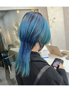 アリートウキョウ(ALLY TOKYO) クラゲウルフカットロングウルフくびれウルフデザインカラー