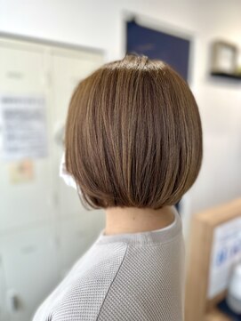 シアート(SHEART) 丸みが可愛いショートボブ