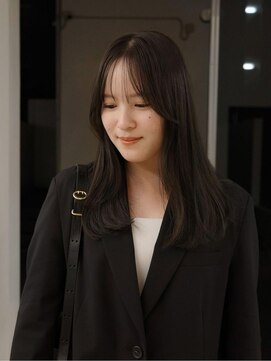 シキ 渋谷(siki) ベージュカラー/ブリーチなしダブルカラー/赤 み消し/渋谷/原宿