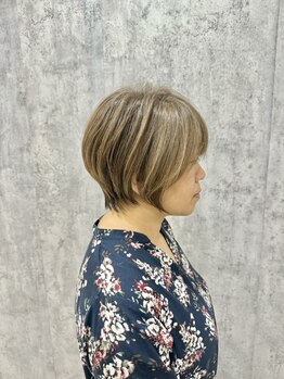 プロデュース 南林間店(Produce)の写真/【南林間駅徒歩5分】白髪ぼかしはハイライトなしでも叶う！伸びてきても気にならないのが人気の秘訣☆