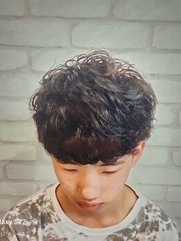 ワイズヘアラウンジキロット(Y’s hair lounge Kilotto)の写真/《平井駅３分》ビジネス～カジュアルSTYLEも*キロット*へお任せ！お手頃価格と心地良い空間が大好評♪