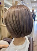 ボブ×白髪ぼかしハイライト