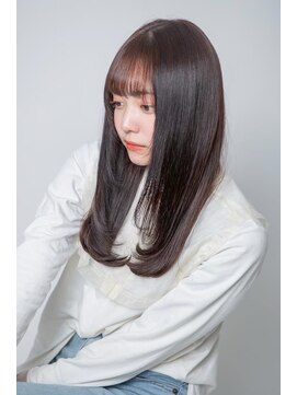 ルフュージュ バイ プロデュース 相模大野店(Refuge by Produce) チョコレートブラウン/レイヤーカット/ストレートロング