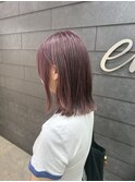 ピンクグレージュ