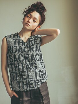 バーノン(VERNON) MESSY ARRANGE【VERNON】058-262-3611