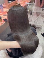 ウィクシーミミ 栄矢場町店(wixy mimi) グレージュ