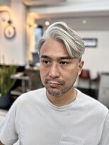 ミキ 中崎(MIKI) カルマパーマ/メンズ/フェザーパーマ/韓国/眉毛/センターパート