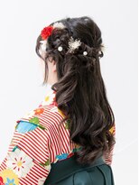 ムクプラス(mucu plus)&nbsp;花飾りハーフアップ