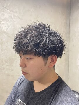 完全個室 BARBER SHOP STARS【5月中旬オープン（予定）】 ツイストスパイラルパーマ ツーブロック メンズカット