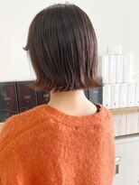 カミエ(kamie) 暖かみのあるブラウンボブ × 質感カット