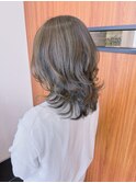 レイヤー巻き髪×オリーブハイライト