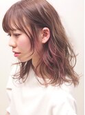 アクセサリーカラー　ピンクのインナーハイライト@20代30代