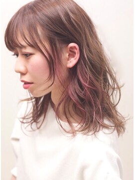 ゼン(ZEEN) アクセサリーカラー ピンクのインナーハイライト@20代30代