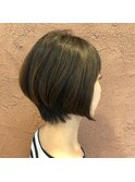 柔らか前下がりボブ
