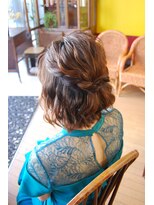 ベル(BELL)&nbsp;波ウェーブツイストハーフアップ　【BELL桜新町/用賀】